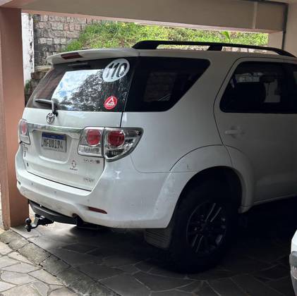 TOYOTA HILUX SW4 3.0 SRV 4X4 16V TURBO INTERCOOLER DIESEL 4P AUTOMÁTICO